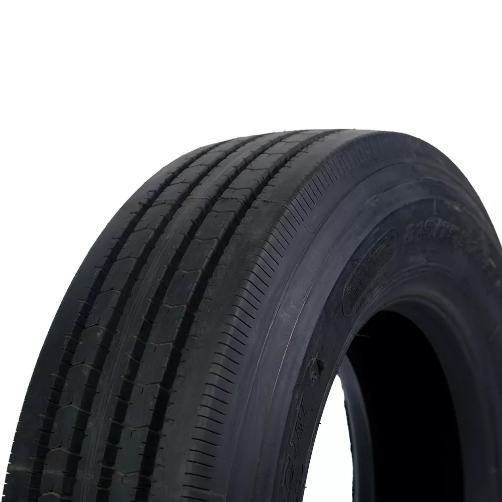 Грузовая шина 215/75 R17,5 Long March LM-216 16PR в Тобольске