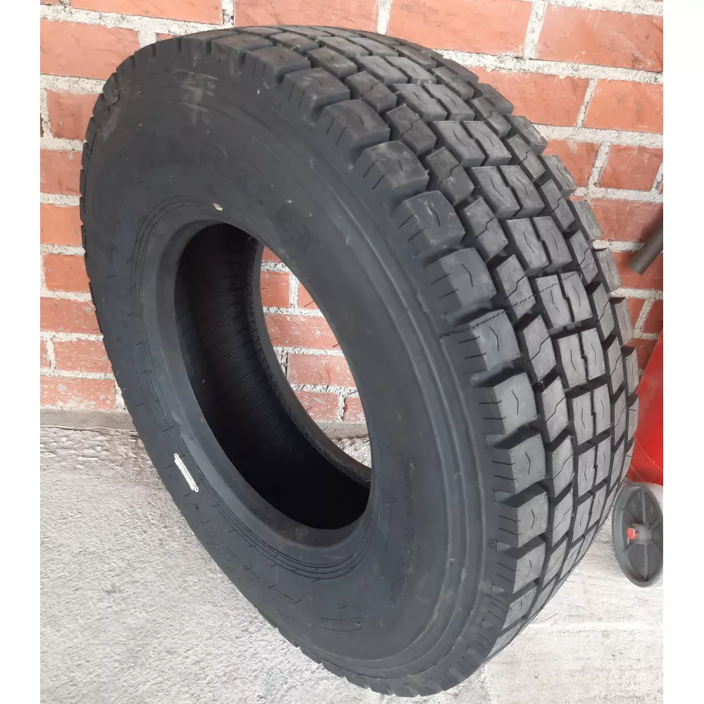 Грузовая шина 305/70 R19,5 Long March LM-329 18PR в Тобольске